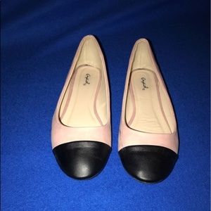 Qupid flats